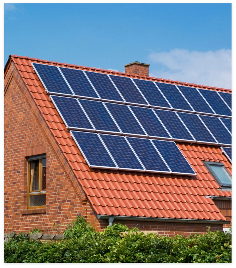 Panneaux solaires installés par Bruno Elec, canton de Fayence